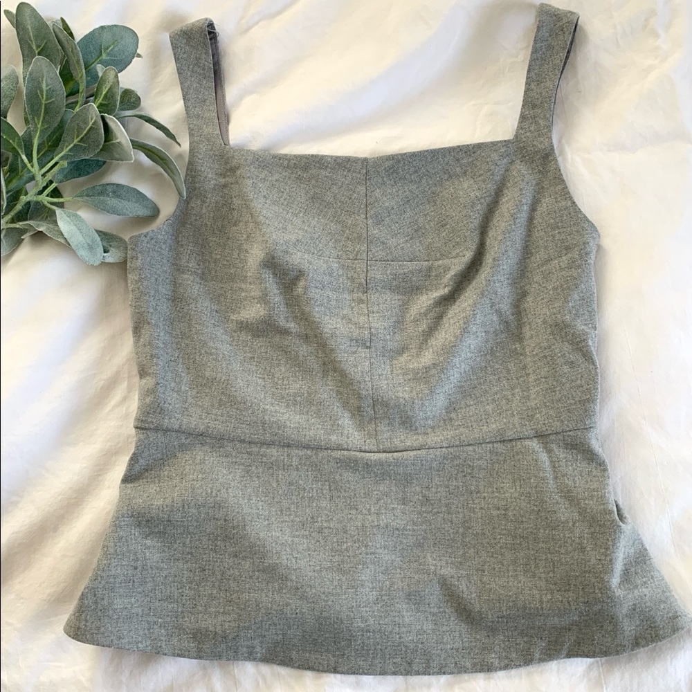 NWT Banana Republic tailored peplum grey top size 8P